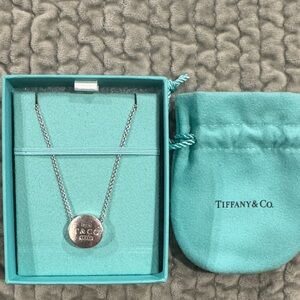 Tiffany & Co. Silver Pendant Necklace with Teal Pouch